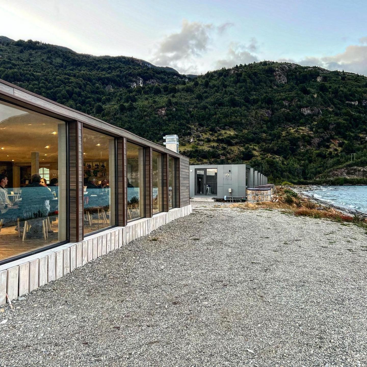Chelenko Lodge Puerto Tranquilo Extérieur photo